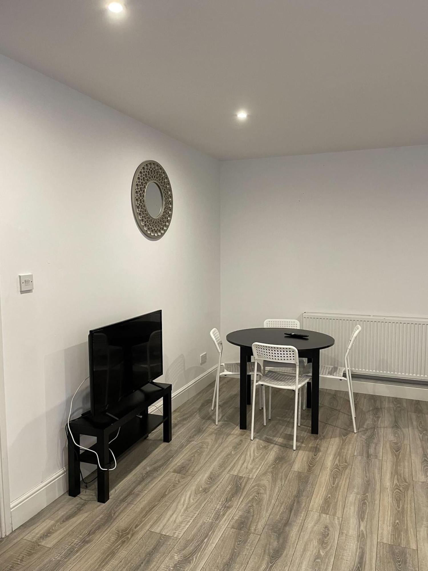 2Bed - Freeparking - Laundry - 30Mintolondon Apartment Chelmsford Exterior photo